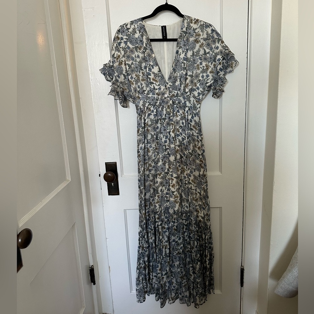 MINKPINK FLORAL MAXI DRESS | S | BLUE AND WHITE FLORAL